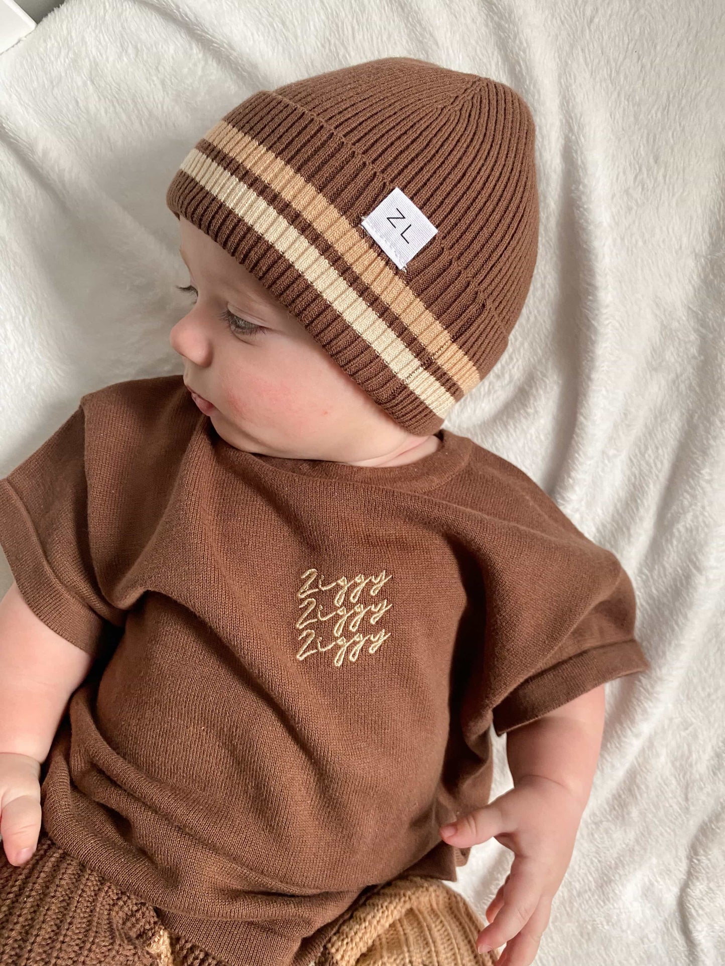 SIGNATURE TEE | CHOCOLATE (KIDS)