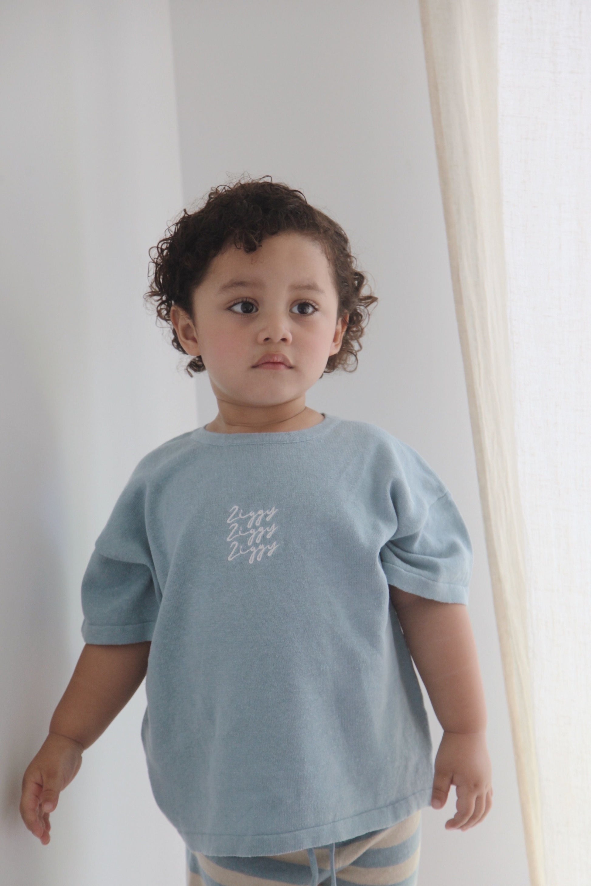 SIGNATURE TEE | ATIS (KIDS) - ZIGGY LOU FIESTA